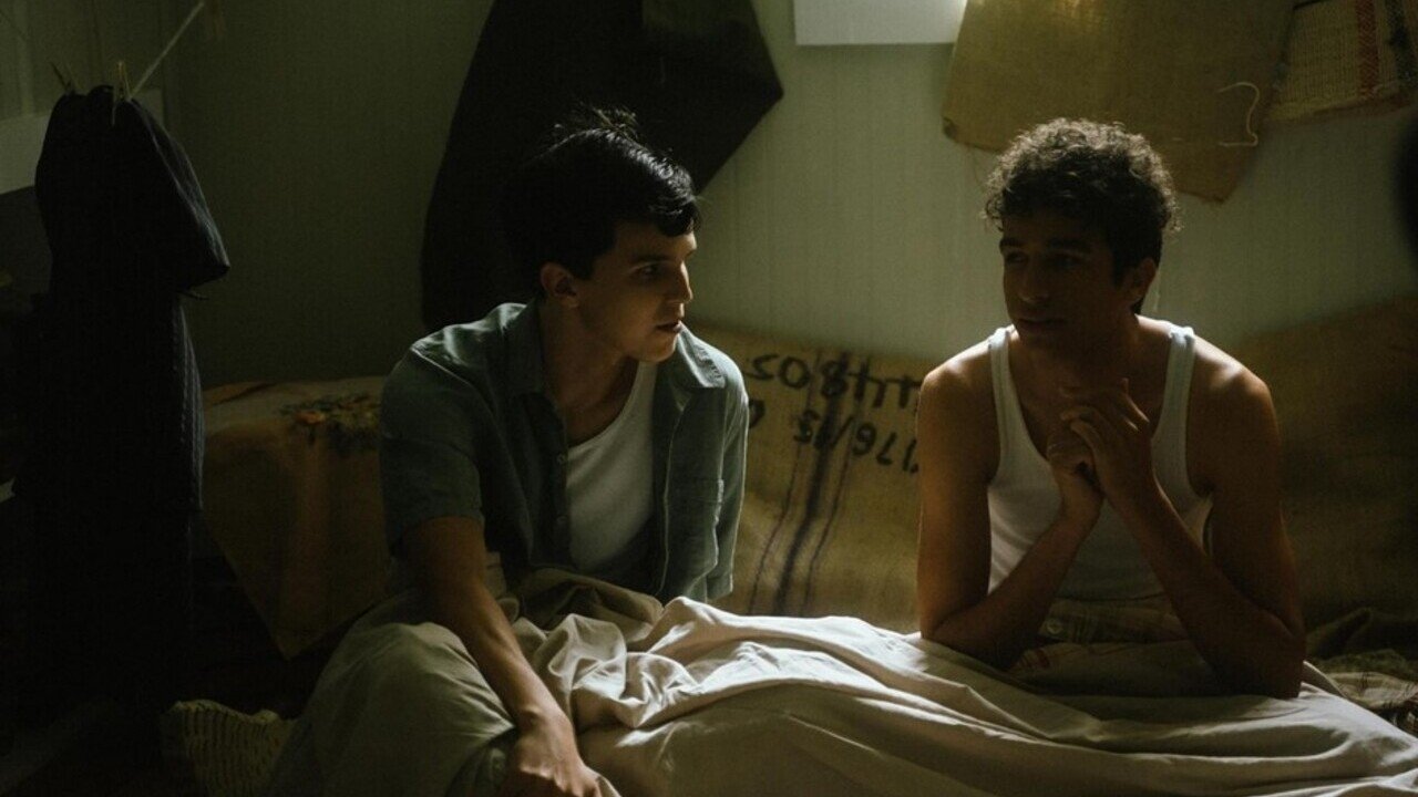 Days of August Movie Screenshot 1